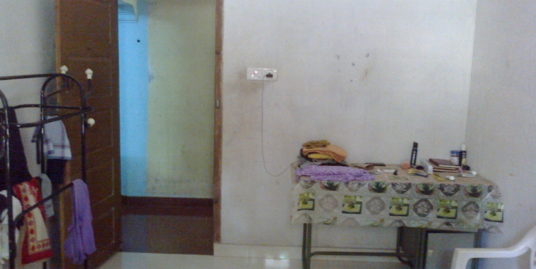 48 Cent Residential Land With Home for Sale in Munnamkutty, Kayamkulam (Plot wise also sale 17 cent +)