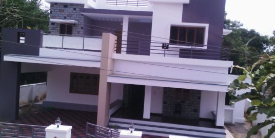 10 cent Land with 3300 sq.ft New Contemporary House For Sale at Thannissery, Palakkad