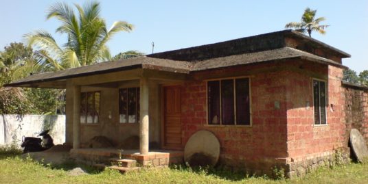 House with Land 16 Cent