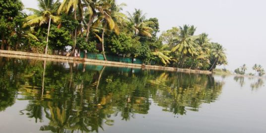 Land Suitable for Resort for Sale in Vembanadu Lake, Kumarakom