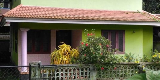 2 BHK House for sale in Manappadi bus stop , Thrissur ( near Pavaratty church)