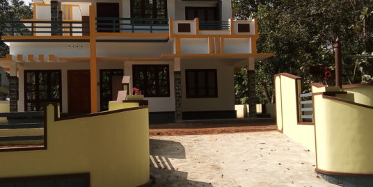 4 attached bedroom villa in 10 cent of land for sale near panayil temple Nooranad, Alappuzha