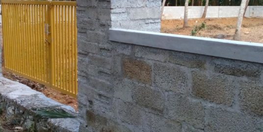 Plot at Pothencode Trivandrum at 1.50 L per cent