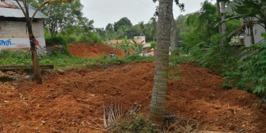 PLOT FOR SALE @ VELLANADU