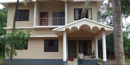 Pilathara-3-bedroom two storey house for rent
