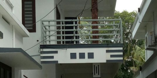 HOUSE FOR RENT NEAR VYTILLA HUB