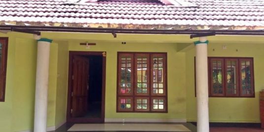 A spacious 3 BHK House with 10 cents Plot.