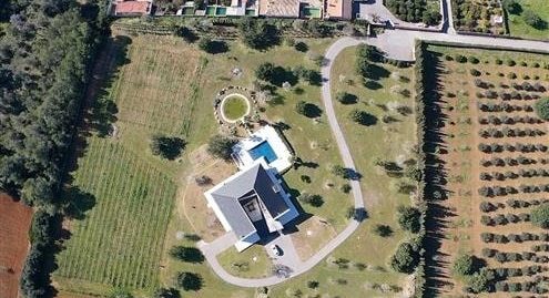 LUMINOUS AND SPACIOUS VILLA WITH VINEYARD IN MARRATXI 1,900,000€