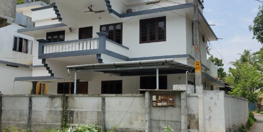 (Urgent Sale) 5BHK house for sale or exchange in Kodungallur