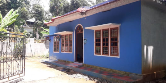 വയനാട്‌ കേണിച്ചിറയിൽ 25 സെൻറ് സ്ഥലവും വാർക്ക വീടും വില്പനക്ക്