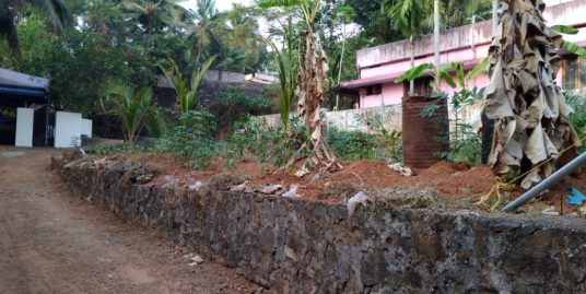 6.7 cent residentail plot 50m from Chottanikkara temple