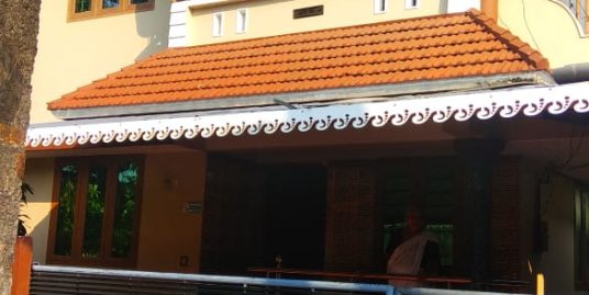 4 BHK 2 Story House for sale at Eloor, Ernakulam, Kerala