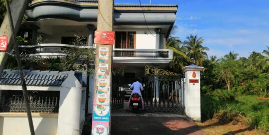 4000 sq .Ft. Residential house for sale in Patturaikkal, Thrissur