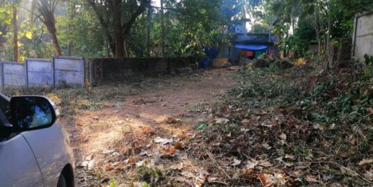 Land for sale in Athani Thrissur.