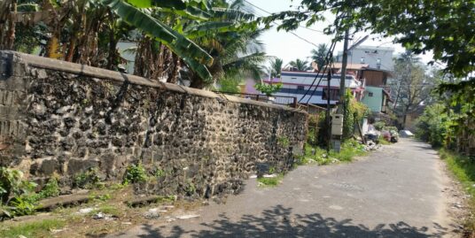 5 Cent Plot For  Sale Near West Fort Trivandrum, 300 Meters From Sree Padmanabha Temple