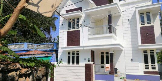 3bhk semi furnished house for sale in Nellikunnu, Thrissur