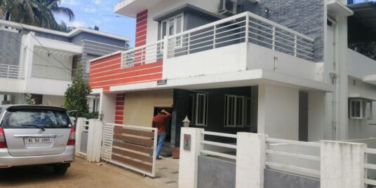 3 bhk fully furnished house for sale in Koorkenchery .