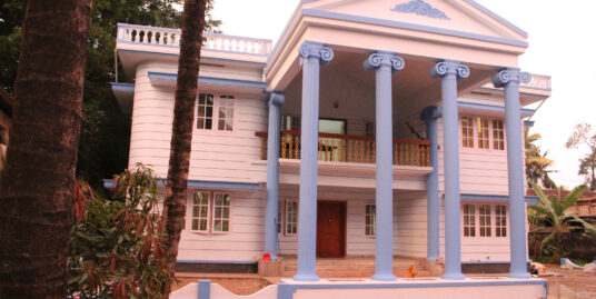 4 BHK House with 17.6 Cent plot-Panarathundil- for sale at Thammanam , Palarivattom Road, Ernakulam