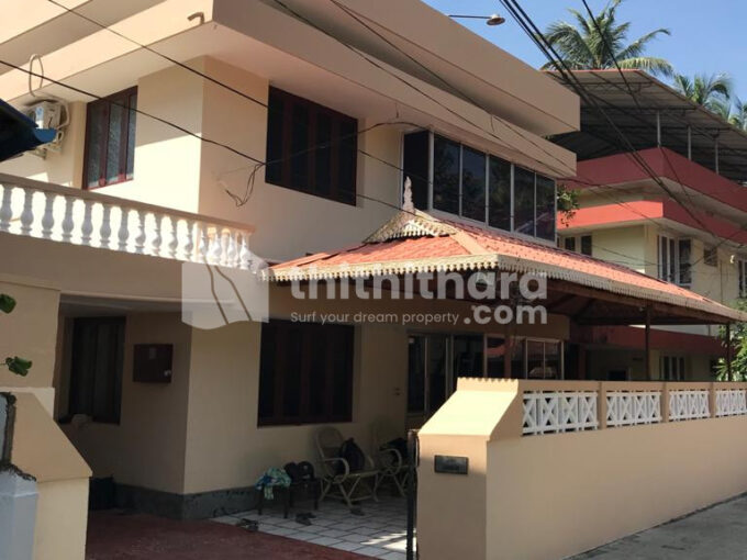 4 BHK Semi Furnished House for Sale at Punkunnam Center, Thrissur