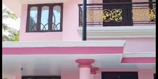 4 BHK house for sale in Kuttumuck, Thrissur, located near main road